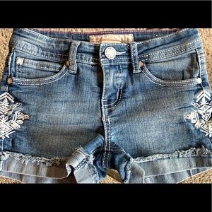 Girls Embroidered shorts